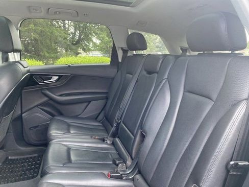 Used 2018 Audi Q7 3.0T Prestige AWD/4WD image 13