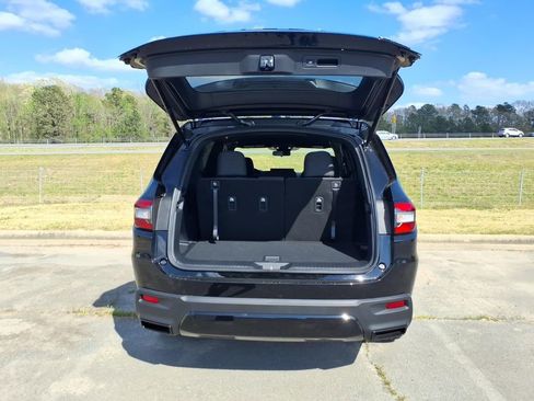 New 2026 Honda Pilot Sport image 5