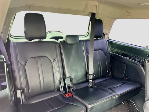 Used 2021 Ford Expedition Platinum AWD/4WD image 29