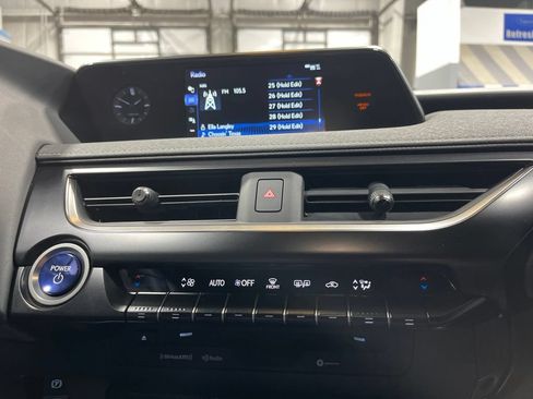 Used 2022 Lexus UX 250h w/ Premium Package AWD/4WD image 25