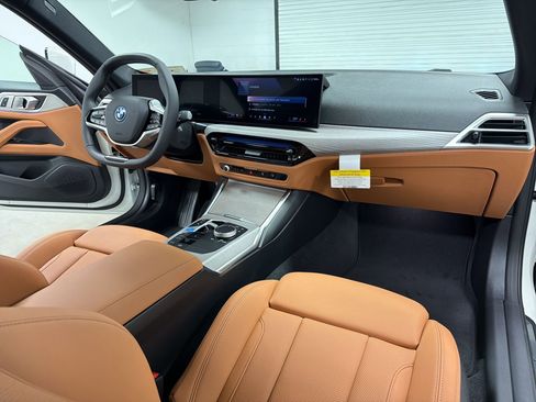 New 2026 BMW i4 eDrive40 w/ Parking Assistance Package RWD image 29
