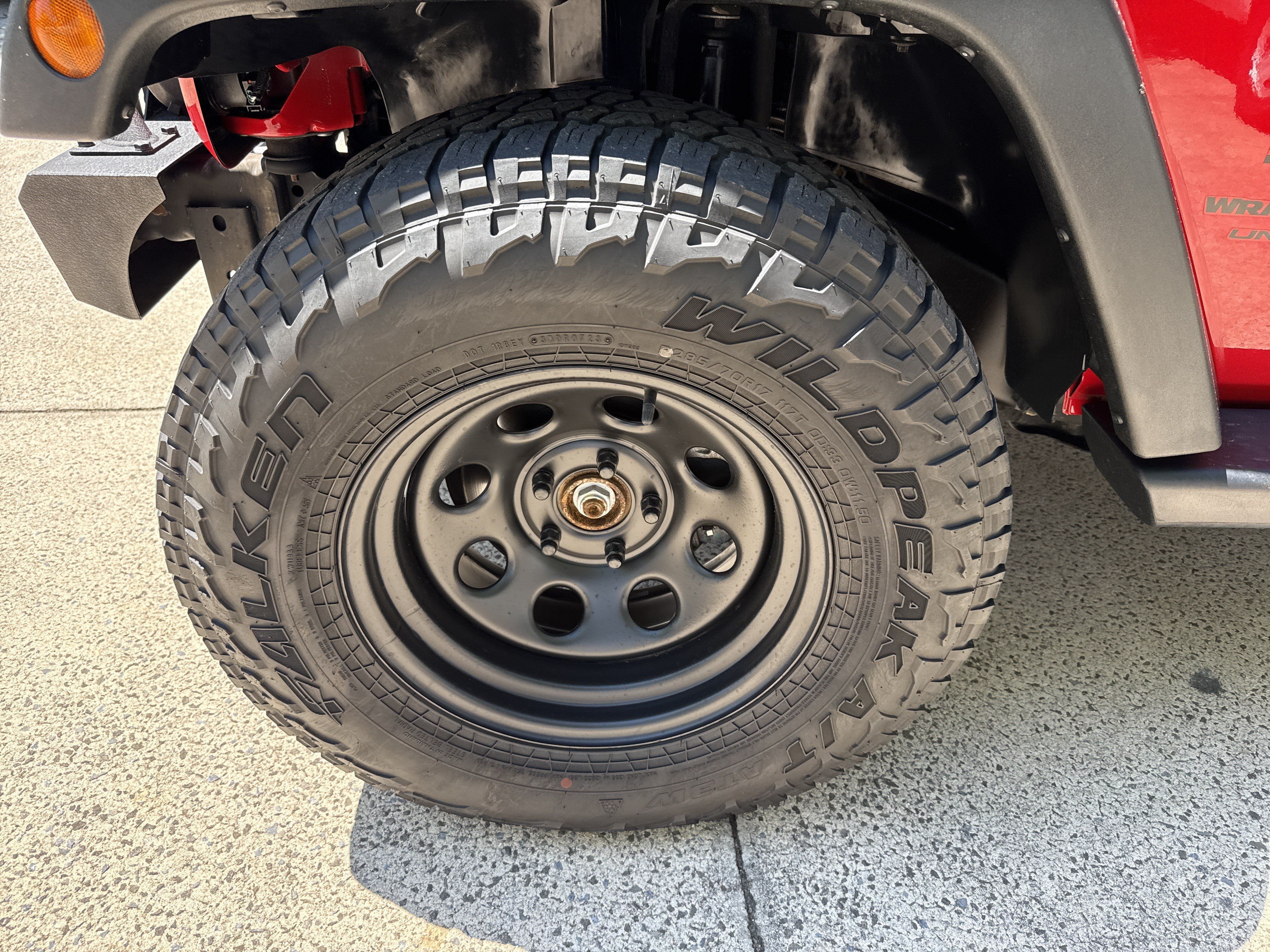 Used 2018 Jeep Wrangler Unlimited Sport S AWD/4WD image 11