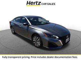 Used 2025 Nissan Altima 2.5 SV FWD video 1