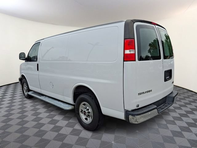 Used 2024 GMC Savana 2500 w/ Driver Convenience Package RWD image 4