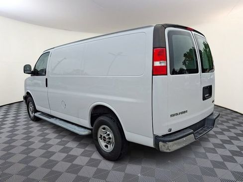 Used 2024 GMC Savana 2500 w/ Driver Convenience Package RWD image 4
