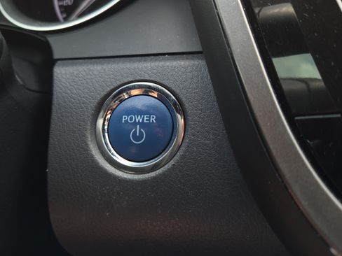 Used 2022 Toyota Camry LE FWD image 31
