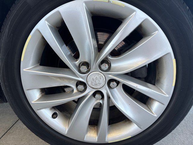Used 2015 Buick Regal FWD image 5