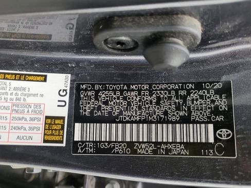 Used 2021 Toyota Prius Prime LE FWD image 33