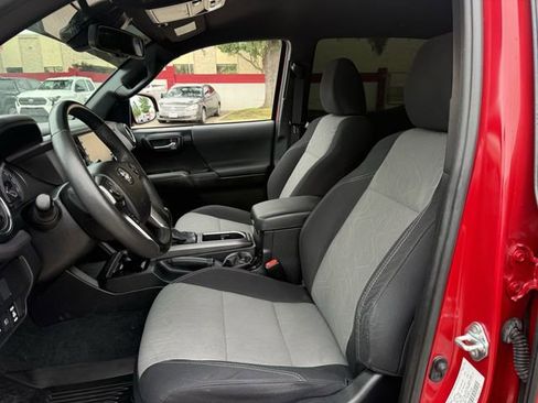 Used 2021 Toyota Tacoma TRD Sport RWD image 26