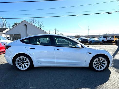 Used 2022 Tesla Model 3 Long Range image 5