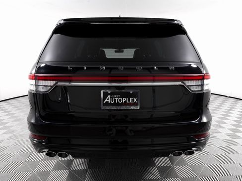 Used 2023 Lincoln Aviator Black Label w/ Jet Package image 6