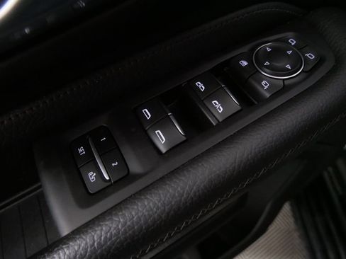 Used 2023 GMC Yukon XL Denali w/ Max Trailering Package AWD/4WD image 16