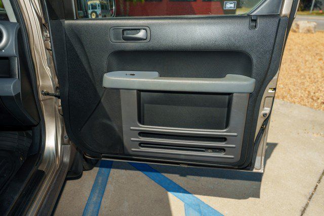 Used 2004 Honda Element EX image 23