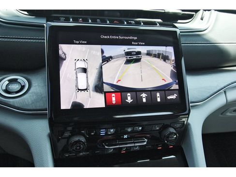 Used 2023 Jeep Grand Cherokee L Overland w/ Advanced Protech Group III AWD/4WD image 23