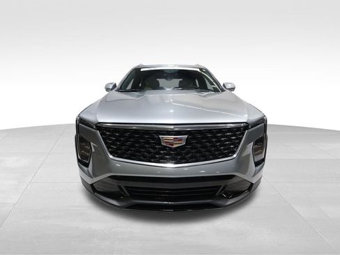Certified 2025 Cadillac XT4 Premium Luxury image 7