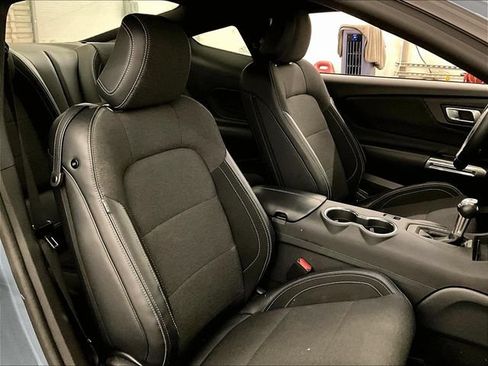 Used 2025 Ford Mustang Coupe RWD image 7