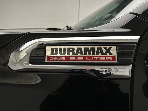 Used 2022 GMC Sierra 3500 Denali w/ Denali Black Diamond Edition image 53