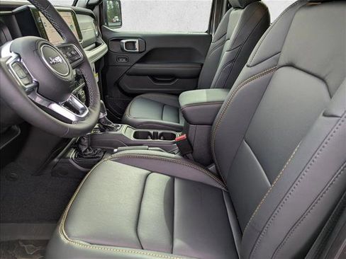 New 2026 Jeep Wrangler Unlimited Sahara AWD/4WD image 23