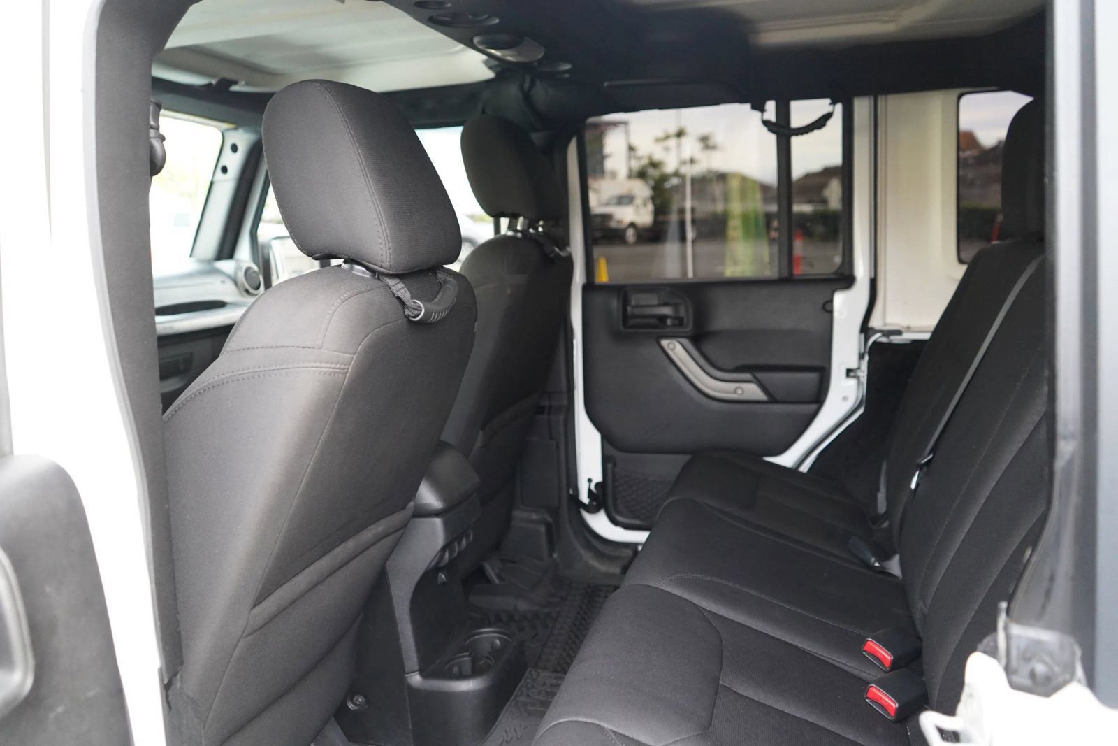 Used 2015 Jeep Wrangler Unlimited Sport AWD/4WD image 14