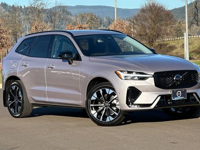 New 2026 Volvo XC60 B5 Plus w/ Protection Package Premier