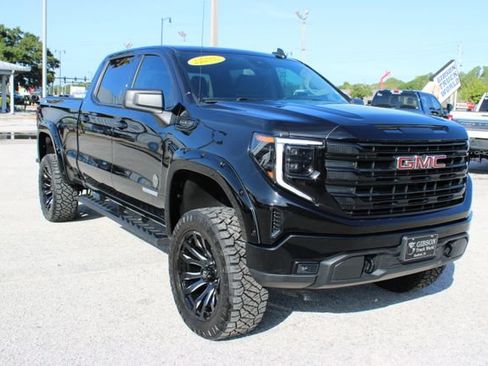 Used 2024 GMC Sierra 1500 Elevation w/ X31 Off-Road Package AWD/4WD image 15