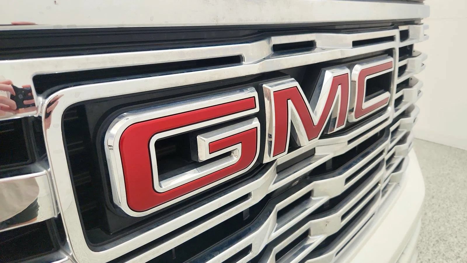 Used 2024 GMC Sierra 1500 Denali w/ Denali Reserve Package AWD/4WD image 34