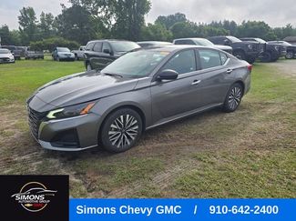 Used 2024 Nissan Altima 2.5 SV FWD video 1