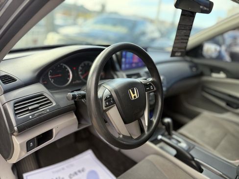 Used 2012 Honda Accord LX image 12