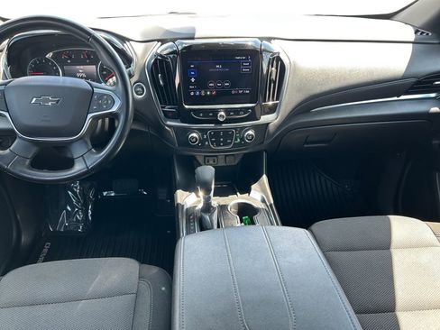 Certified 2023 Chevrolet Traverse LT FWD image 12