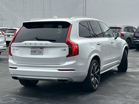 Used 2020 Volvo XC90 T6 Momentum image 4