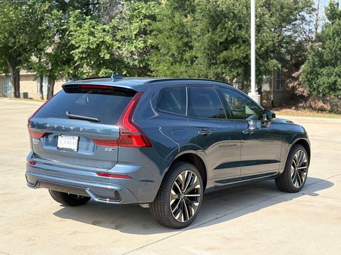 New 2026 Volvo XC60 B5 Ultra w/ Protection Package Premier AWD/4WD image 5