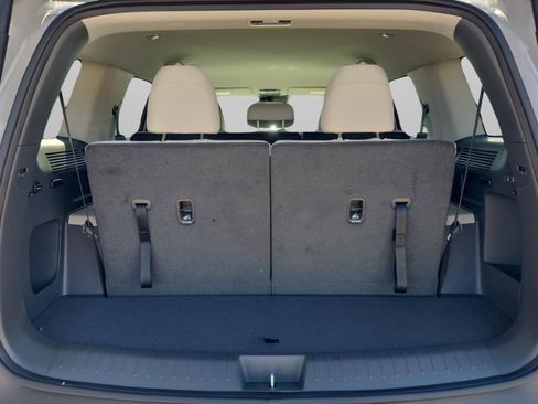 New 2026 Hyundai Santa Fe SE image 32