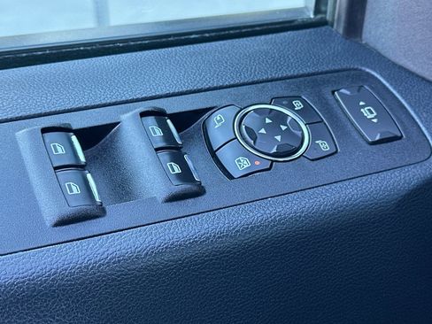 Used 2022 Ford F250 Lariat w/ Lariat Value Package image 12