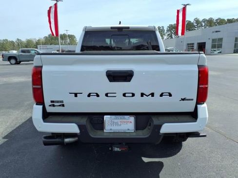 New 2025 Toyota Tacoma TRD Off-Road w/ TRD Off Road Premium Package AWD/4WD image 2