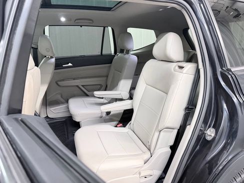 Used 2021 Volkswagen Atlas SEL AWD/4WD image 36