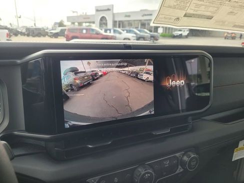 New 2026 Jeep Wrangler Unlimited Rubicon image 12