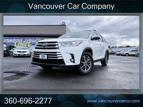 Used 2019 Toyota Highlander XLE image 40