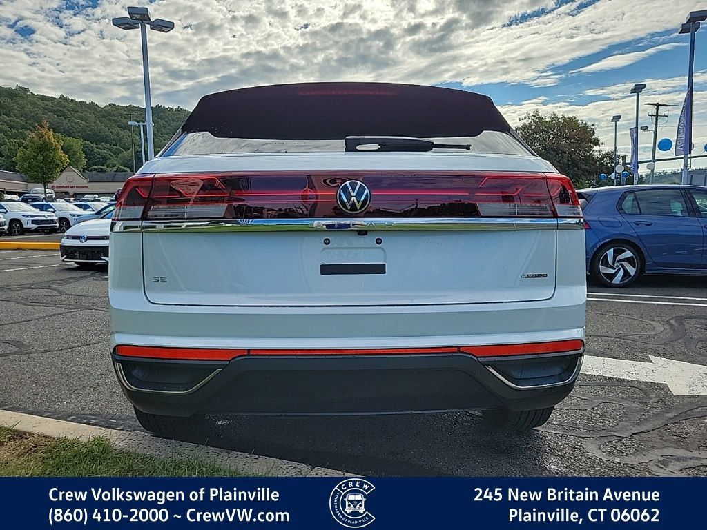 Certified 2026 Volkswagen Atlas Cross Sport SE AWD/4WD image 28