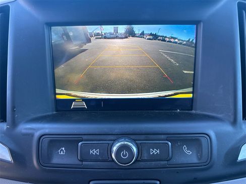 Used 2018 GMC Terrain SLE image 8