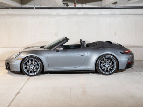 Used 2025 Porsche 911 Carrera T RWD image 2