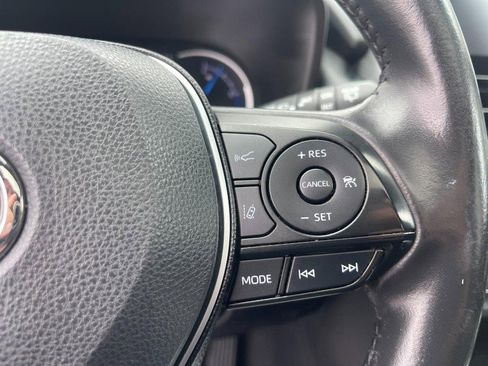 Used 2019 Toyota RAV4 XSE AWD/4WD image 15