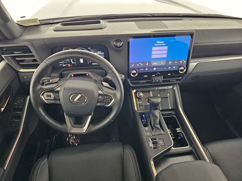 Certified 2026 Lexus GX 550 w/ Accessory Package (31) AWD/4WD image 20