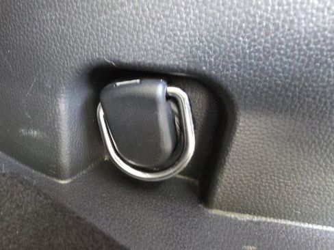 Used 2024 Toyota RAV4 XLE FWD image 35