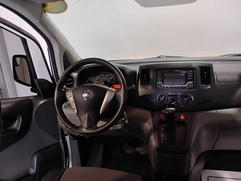 Used 2019 Nissan NV200 S FWD image 80