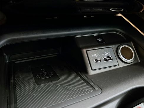 Used 2024 INFINITI QX50 Sensory w/ Accent Package image 16