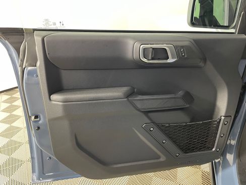 New 2025 Ford Bronco Badlands image 13