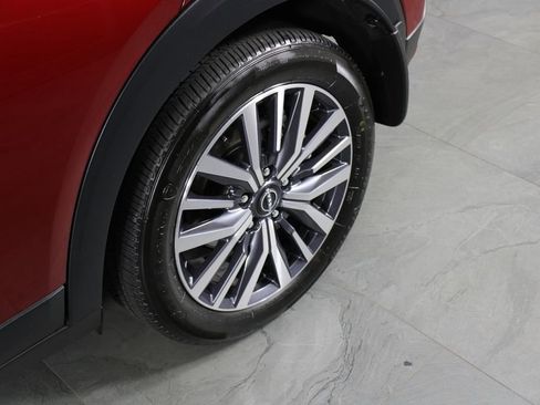 Certified 2024 Nissan Kicks SV image 13