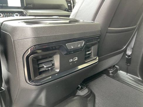 Used 2024 GMC Sierra 2500 AT4X AWD/4WD image 18