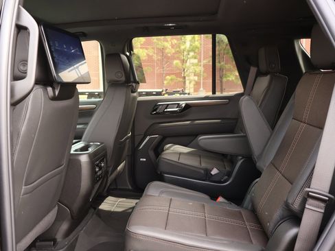 New 2026 Chevrolet Tahoe High Country AWD/4WD image 24