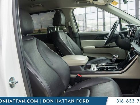 Used 2022 Kia Carnival SX FWD image 25